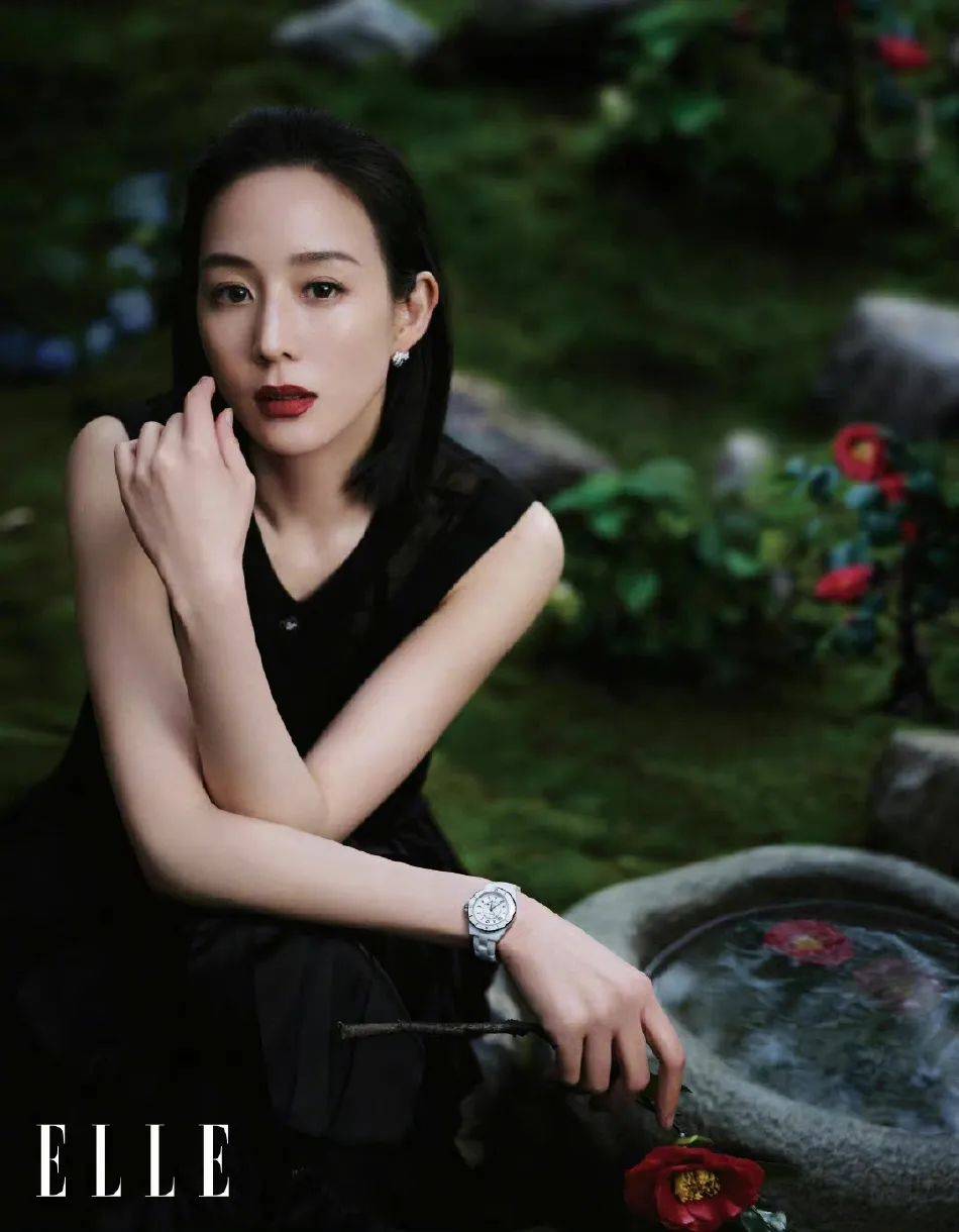 ̨���һ������Ů�ž������������ѩ����ò���޶���